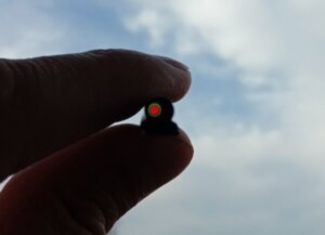 Мушка оптоволоконная красно-зеленая Truglo D=1.6мм, длина волокна 70мм Мушка оптоволоконная красно-зеленая Truglo D=1.6мм, длина волокна 70мм